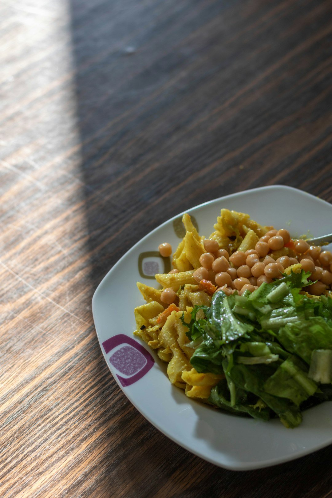 Pasta e ceci Italian chickpea soup dish