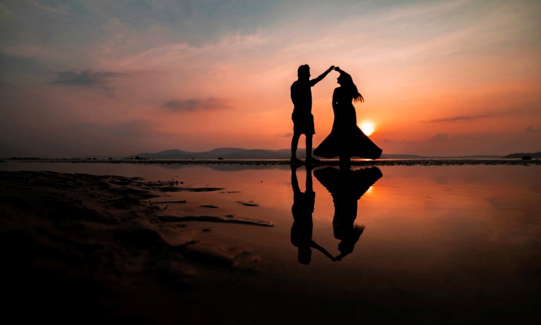 honeymoon couple romantic beach sunset