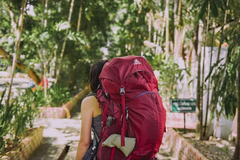 Solo Travel Tips: The Complete Guide to Travelling Alone Safely and Confidently